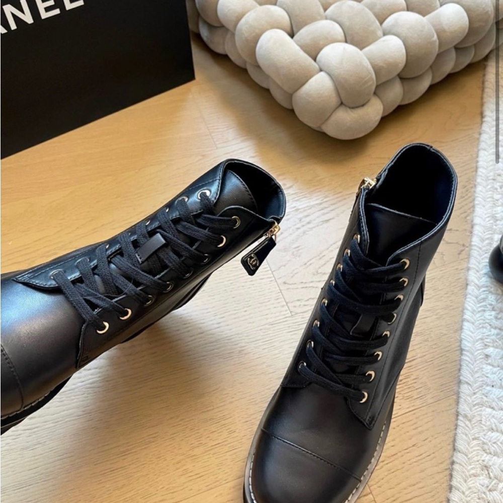 “Chanel” Black Women's Platform Boots Sz 38 - Picture 3 of 6